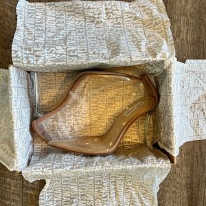 Steve Madden clear/beige High Heels
